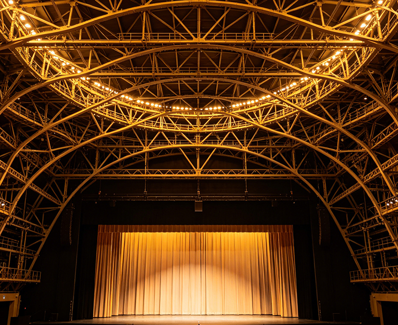 Teatro de Estrutura de A&ccedil;o de Grande V&atilde;o